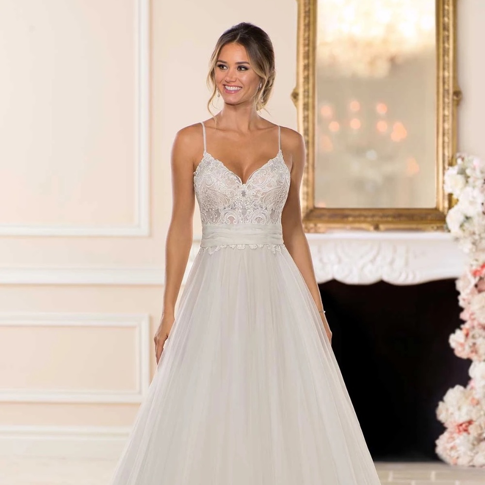 Stella York wedding dress 6701 Ivory moscato size 8
